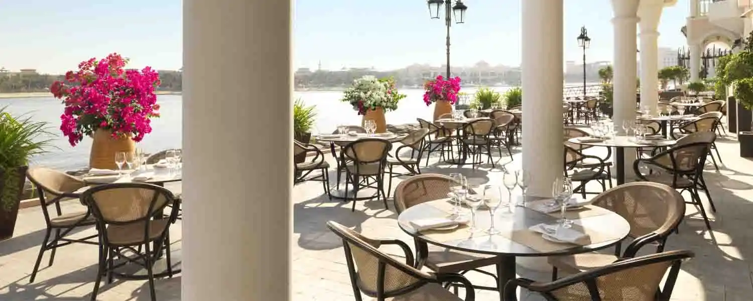 The Ritz-Carlton Abu Dhabi, Grand Canal-1